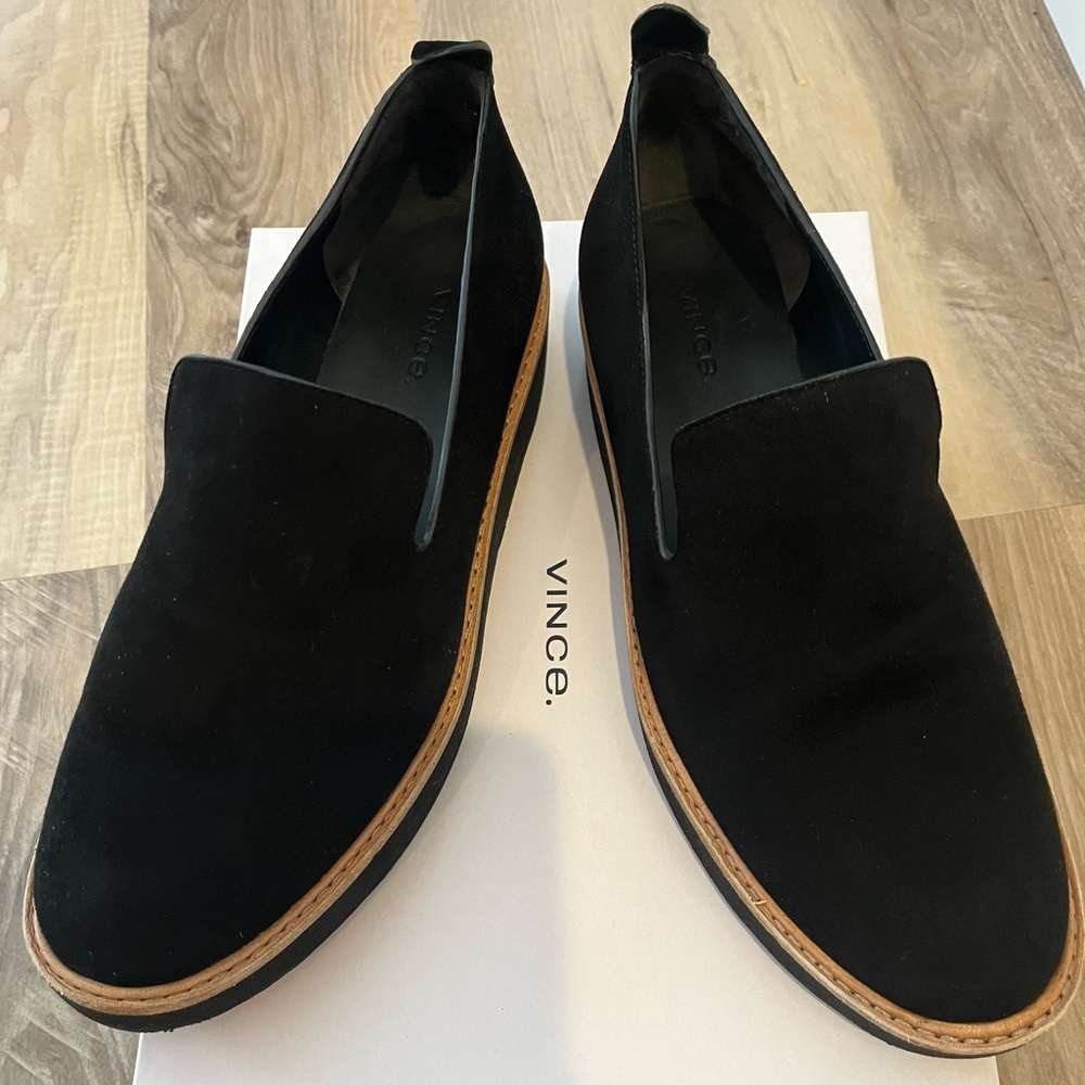 VINCE, SANDERS SOFT SUEDE SLIP-ON LOAFERS BLACK SNEAKERS 8M - Like New